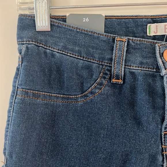 J Brand Women’s Cropped Jeans NWT - Picture 3 of 10